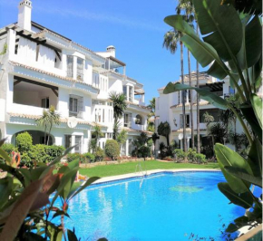 Amazing Penthouse Los Naranjos de Marbella